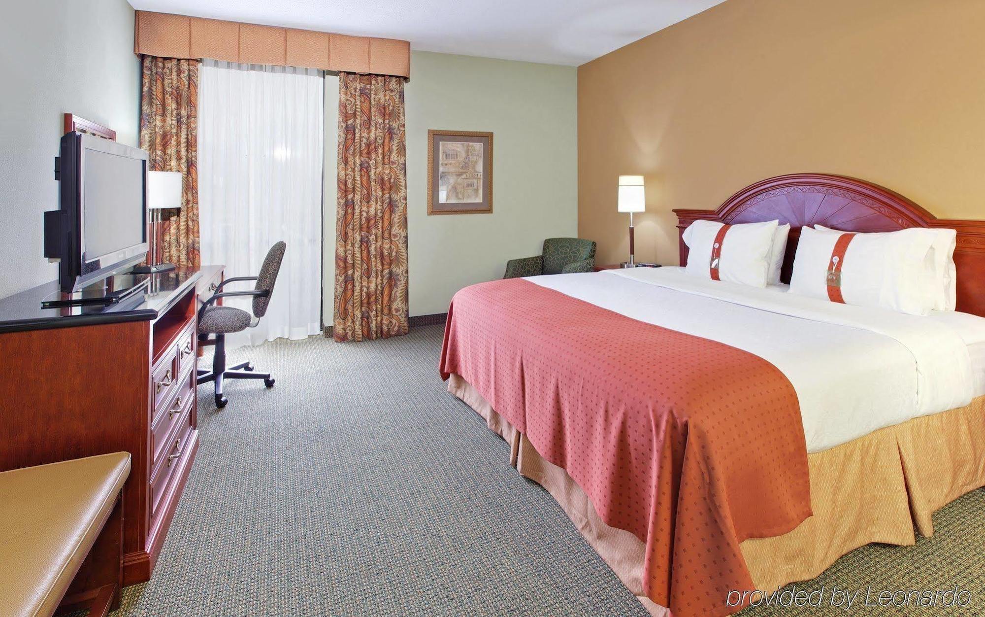 Holiday Inn Memphis-University Of Memphis By Ihg Номер фото